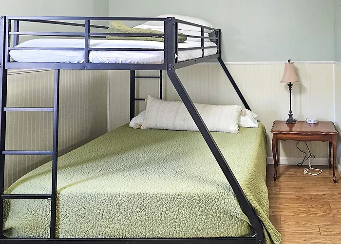 Walk To Temple: Remodeled Family Apartamento